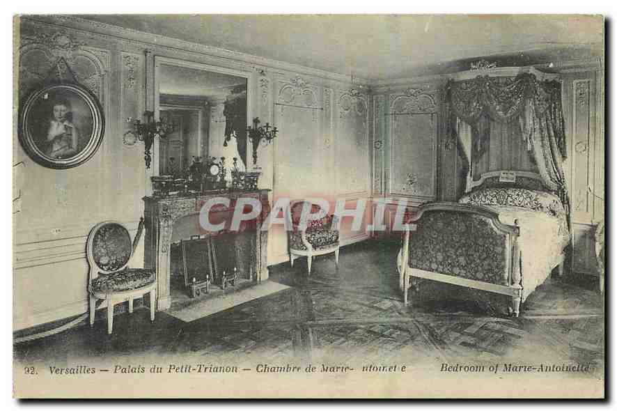 CPA Versailles Palais du Petit Trianon Chambre de Marie Antoinette 