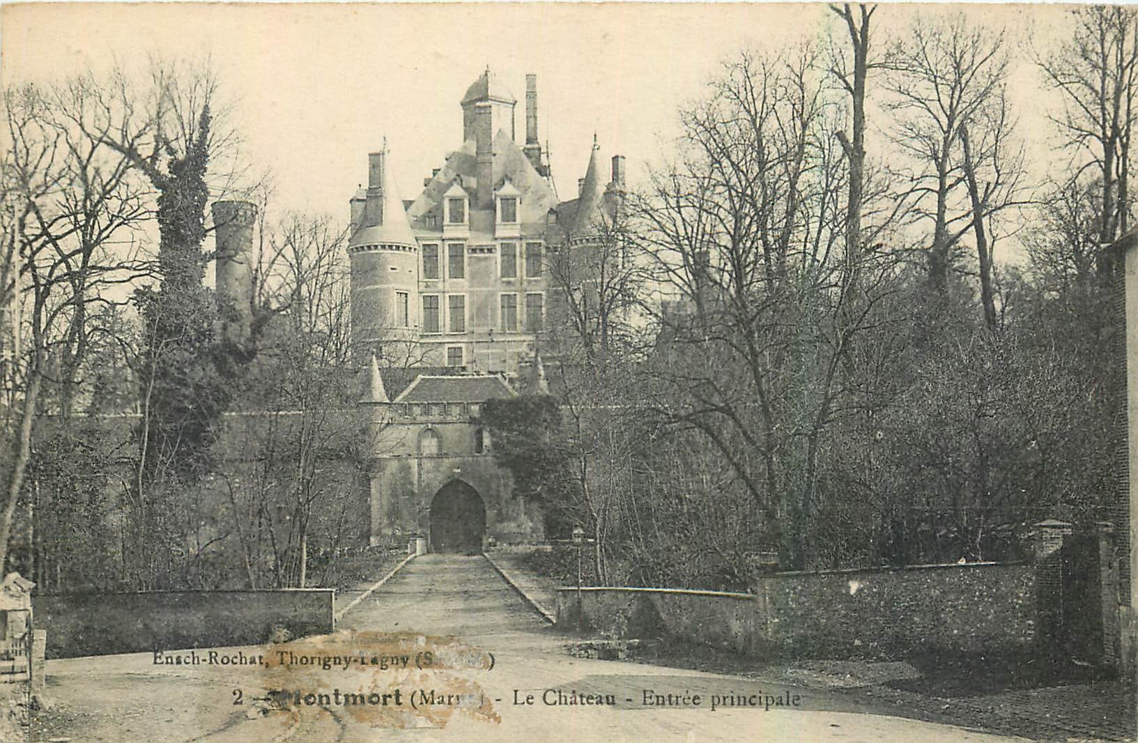 CPA Montmort Le Chateau Entree principale 
