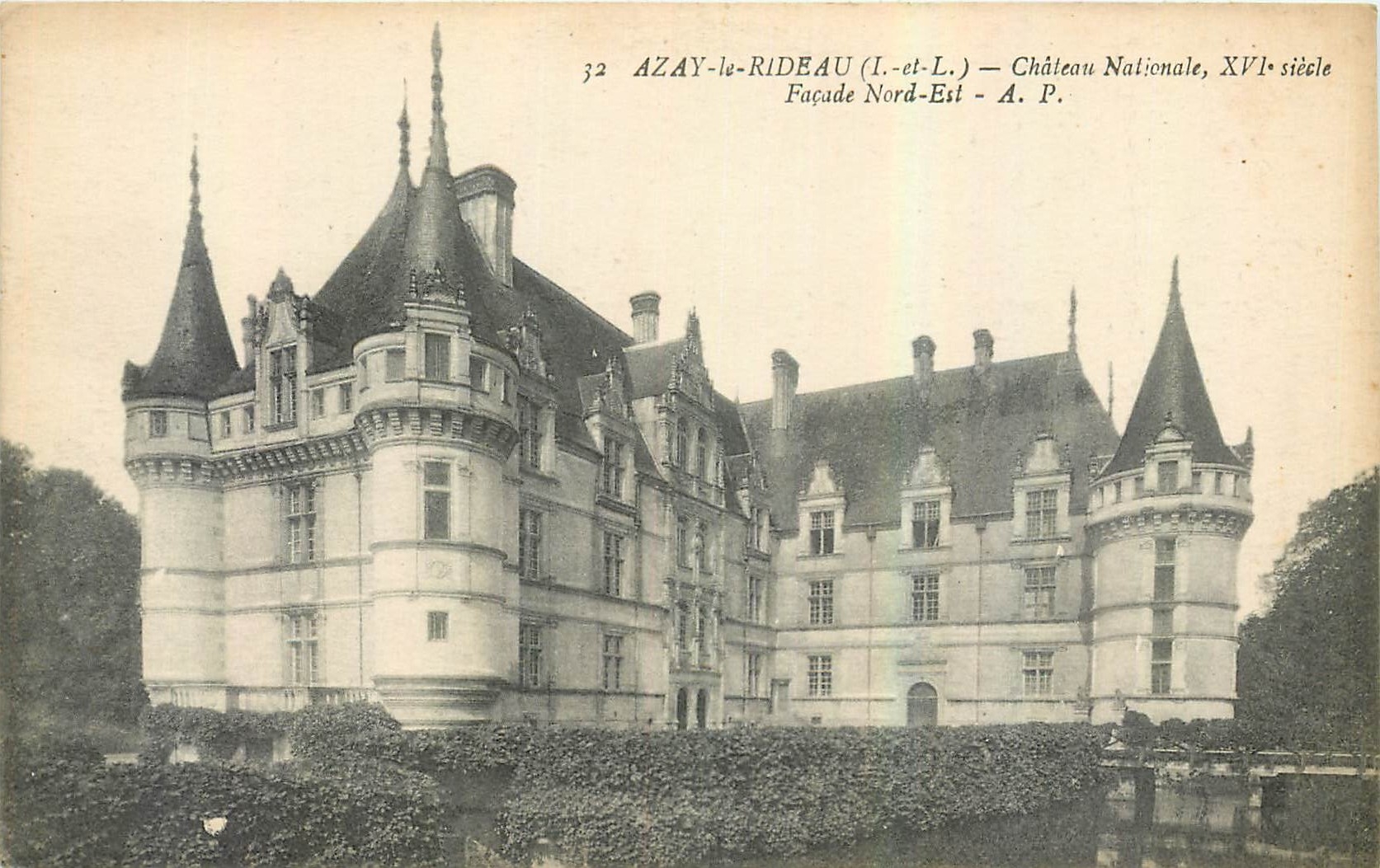 CPA Azay le Rideau I et L Chateau Nationale Facade Nord Est 