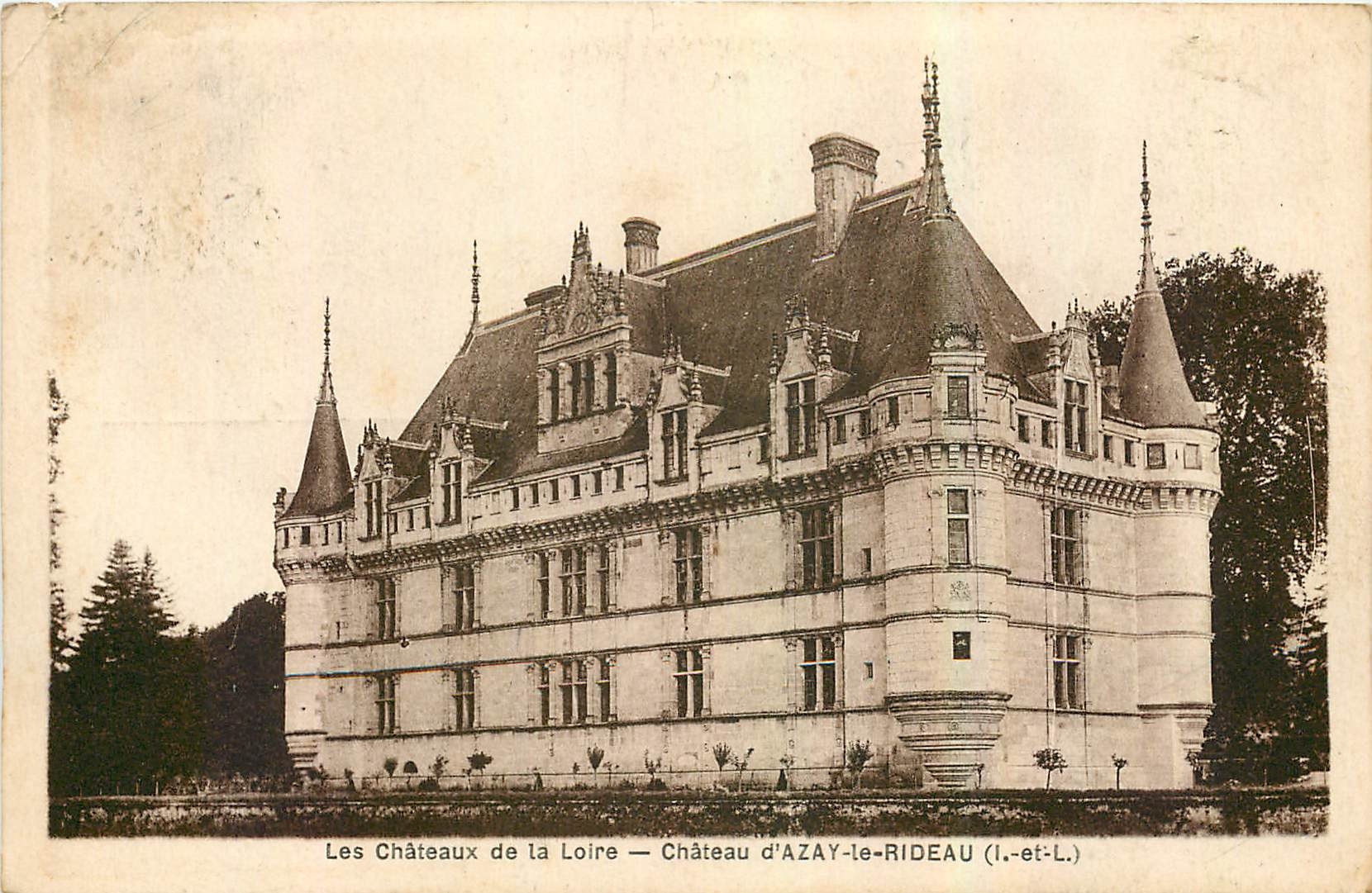 CPA Les Chateaux de la Loire Chateau d'Azay le Rideau I et L 
