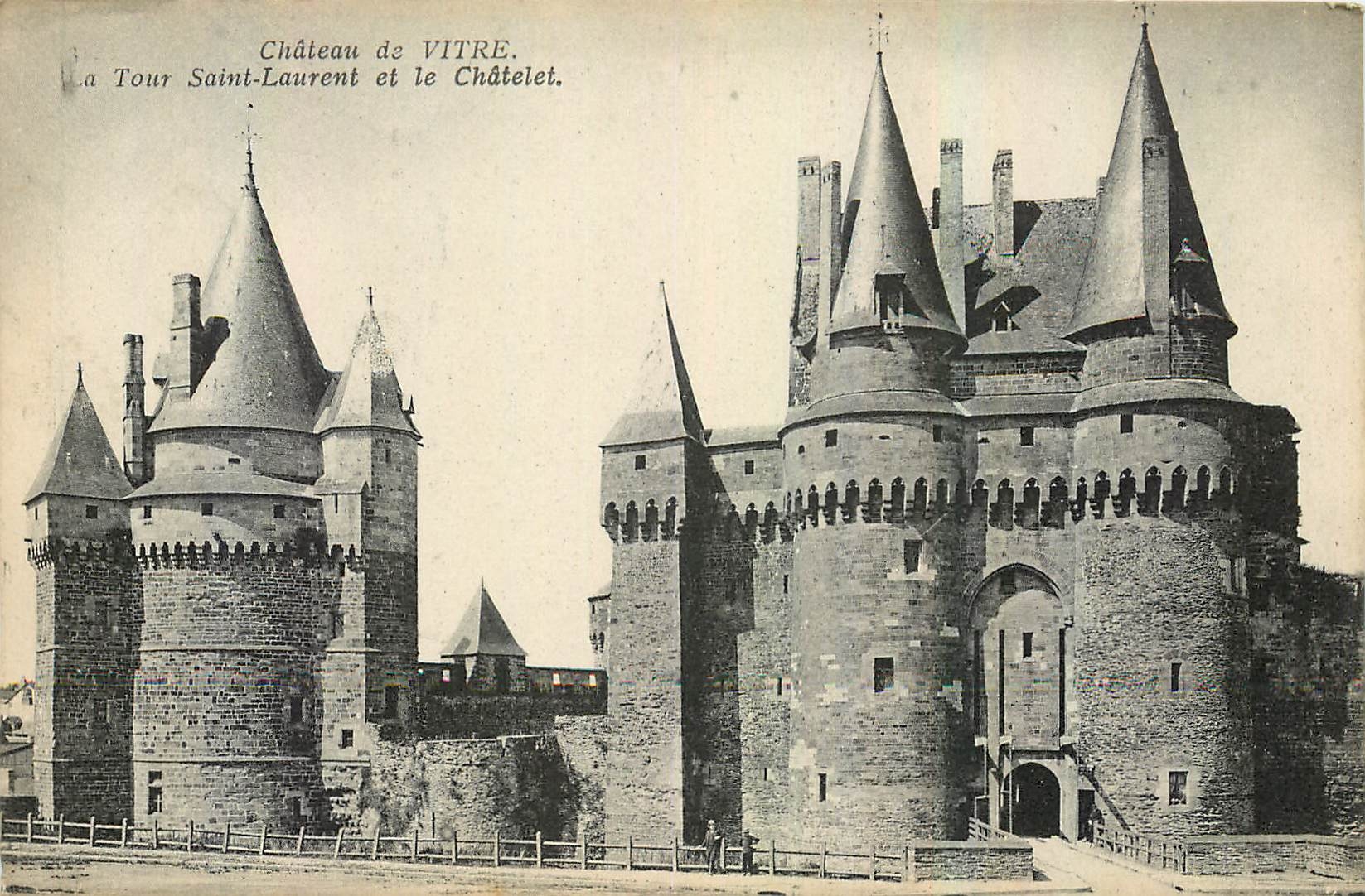 CPA Chateau de Vitre la Tour Saint Laurent et le Chatelet 