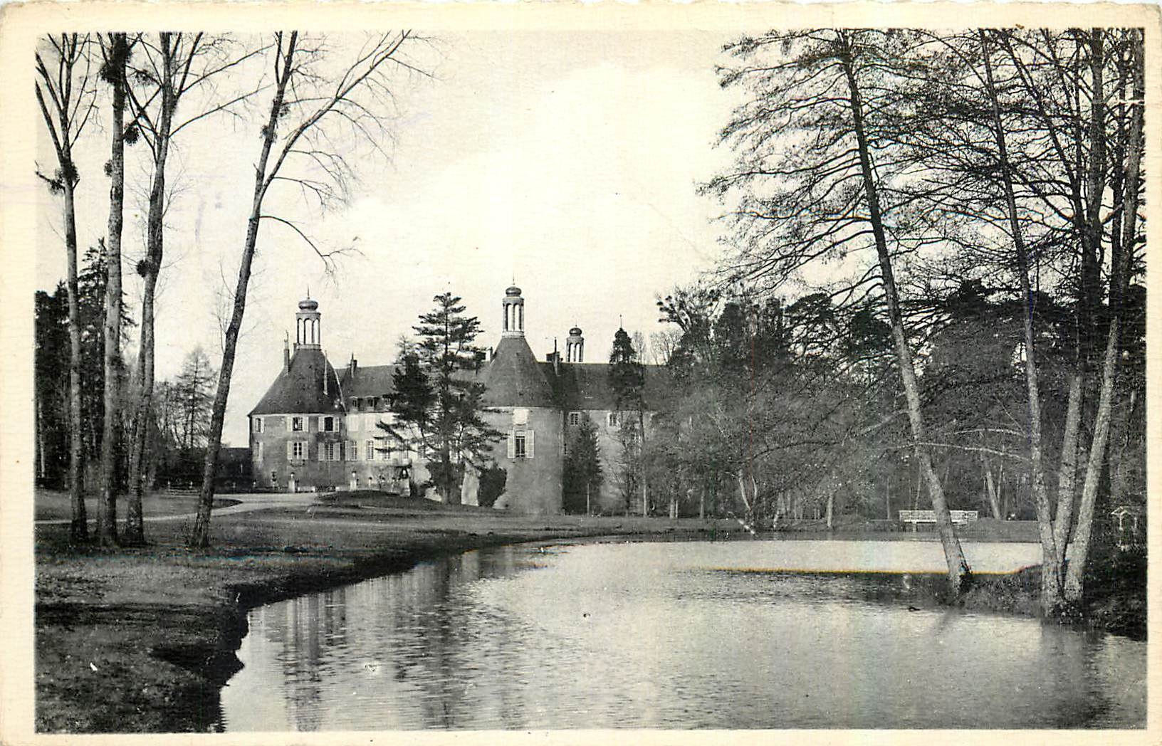 CPA Saint Fargeau Yonne Piece d'eau et Chateau 