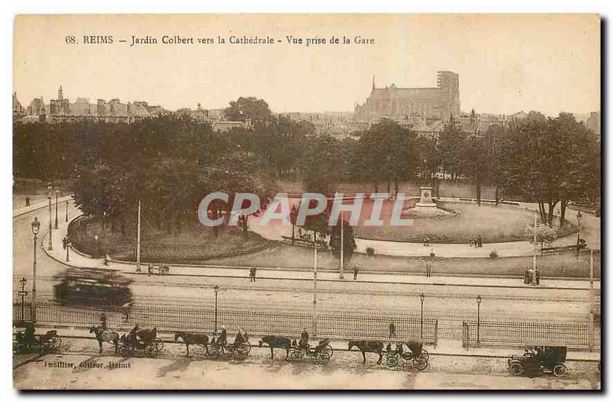 CPA Reims Jardin Colbert vers la Cathedrale Vue prise de la Gare 