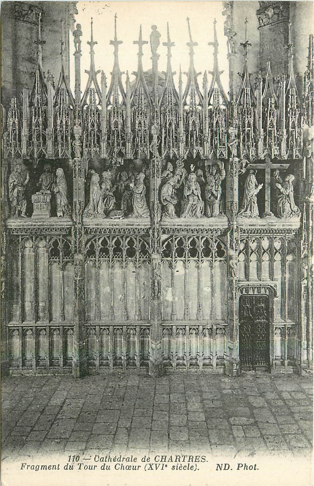 CPA Cathedrale de Chartres Fragment du Tour du Choeur 
