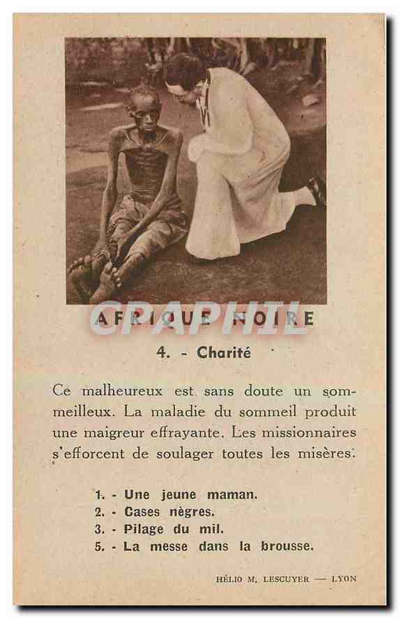 CPA Charite Une jeune maman Cases megres pilage du mil La messe dans la brousse Afrique Noire
