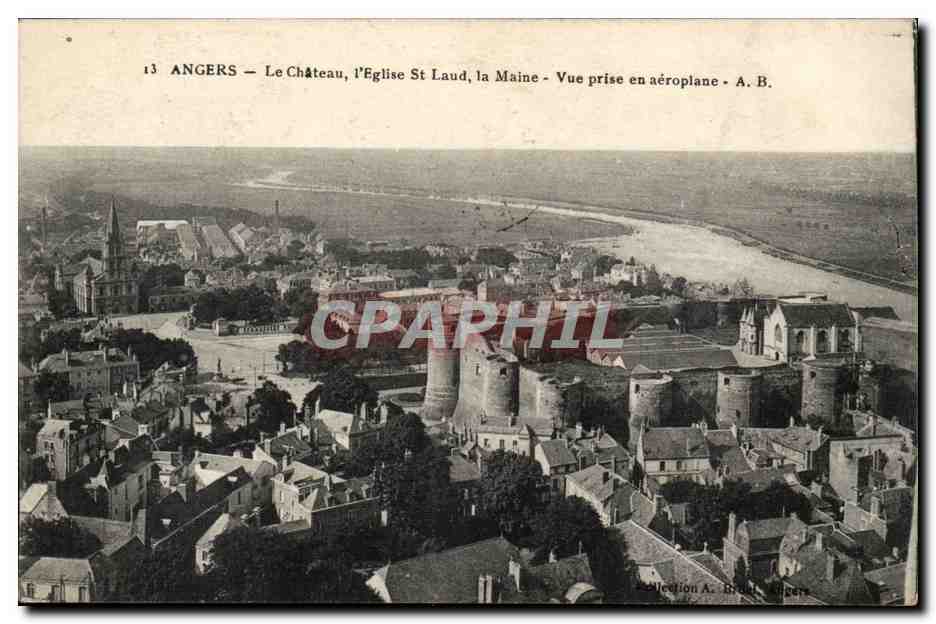 Angers CPA Le chateau l'eglise St Laud La Maine Vue prise en aeroplane