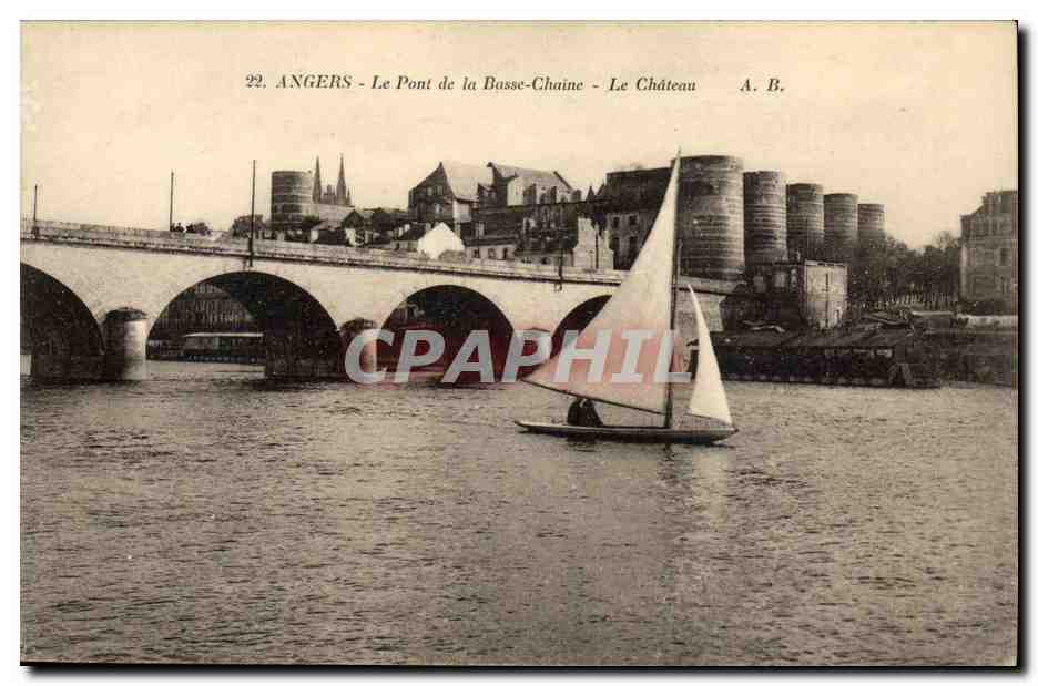 angers CPA Le pont de la Basse Le chateau