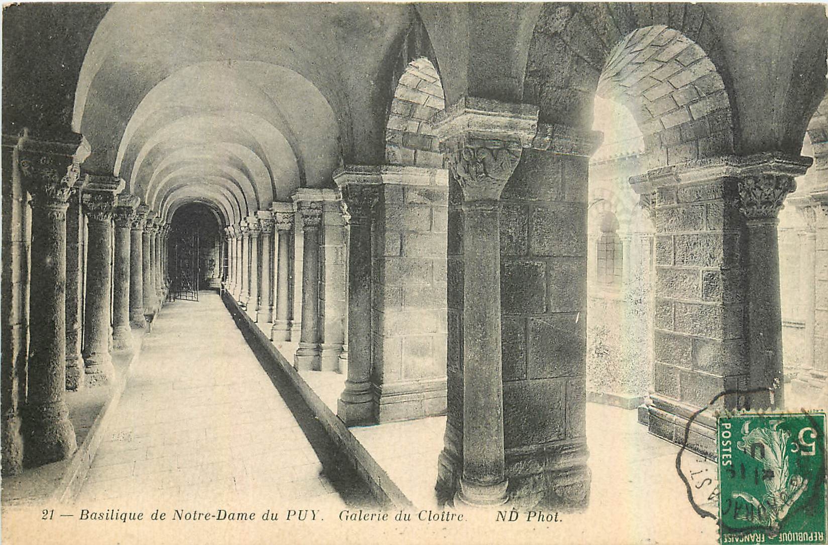 CPA Basilique de Notre Dame du Puy Galerie du Cloitre 