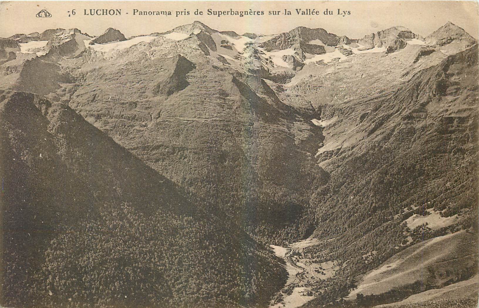 CPA Luchon Panorama pris de Superbagneres sur la Vallee du Lys 