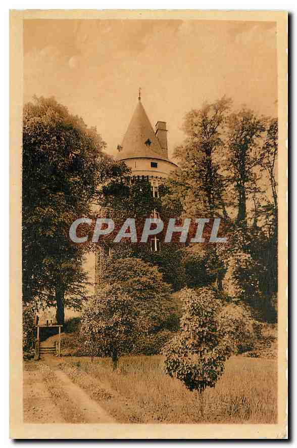 CPA Chateau de Verneuil sur Indre I et L Le Donjon vu des Jardins 