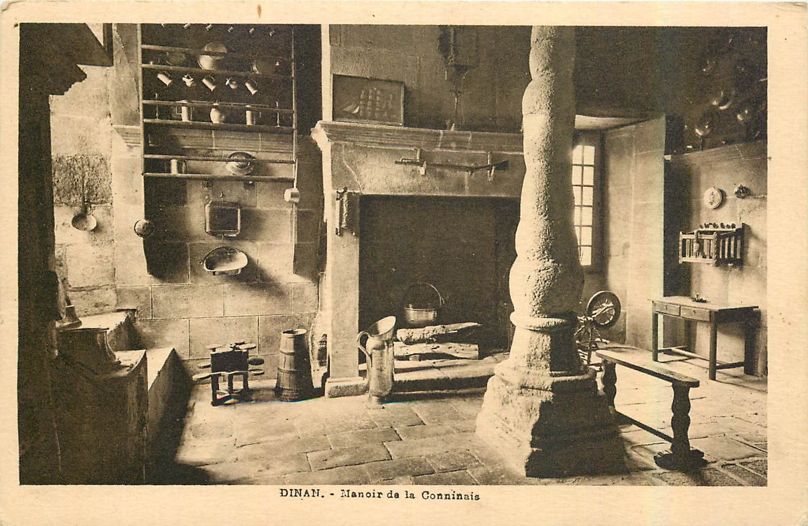 Dinan - Manoir de la Conninais — Intérieur Breton — Édition M. Pambrun, Dinan