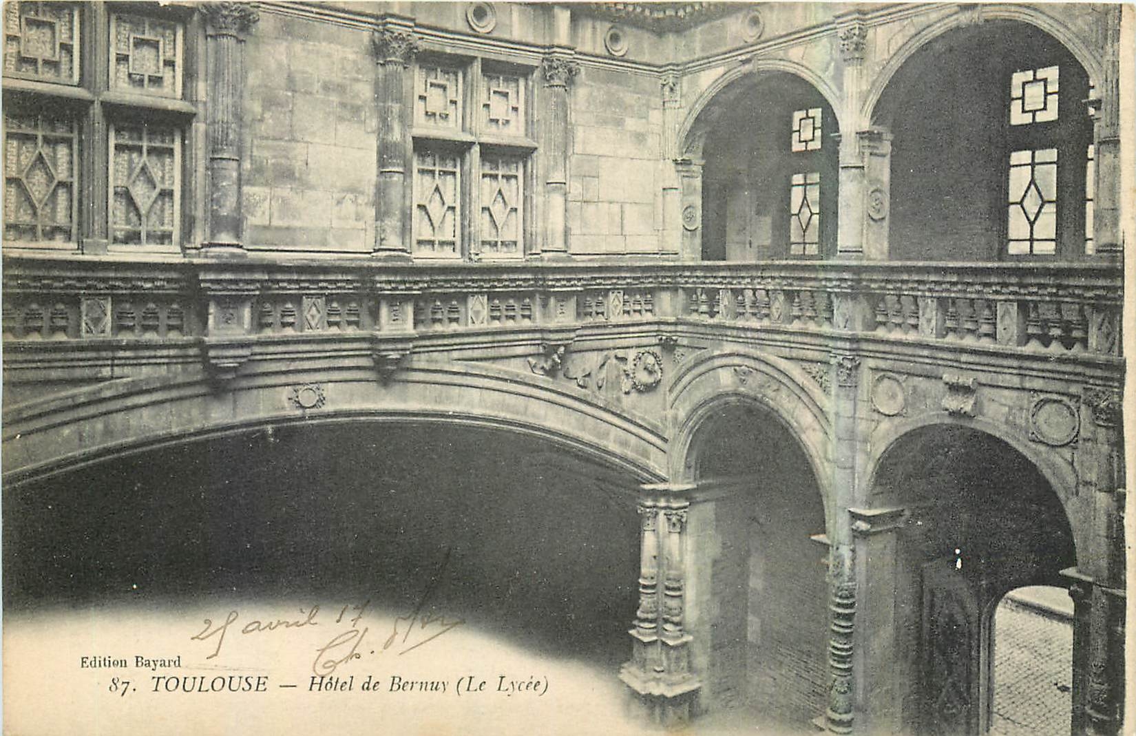 CPA Toulouse Hotel de Bernuy Le Lycee 
