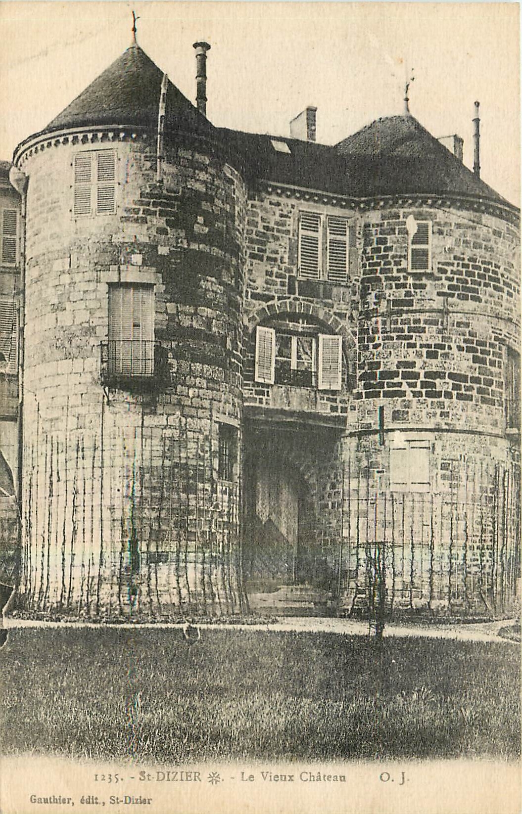 CPA St Dizier Le Vieux Chateau 