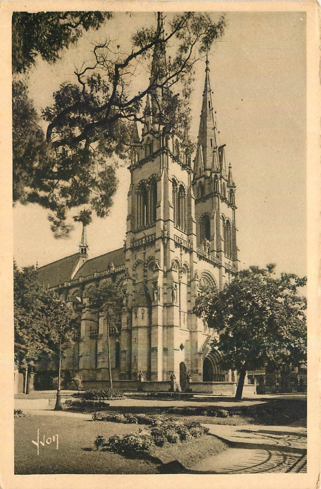 CPA Moulins Allier La Cathedrale Notre Dame 