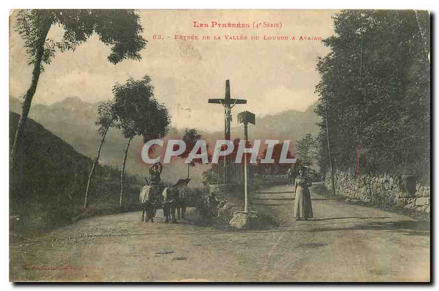 CPA Les Pyrenees Entree de la Vallee du Louron a Avajan Attelage Bœufs