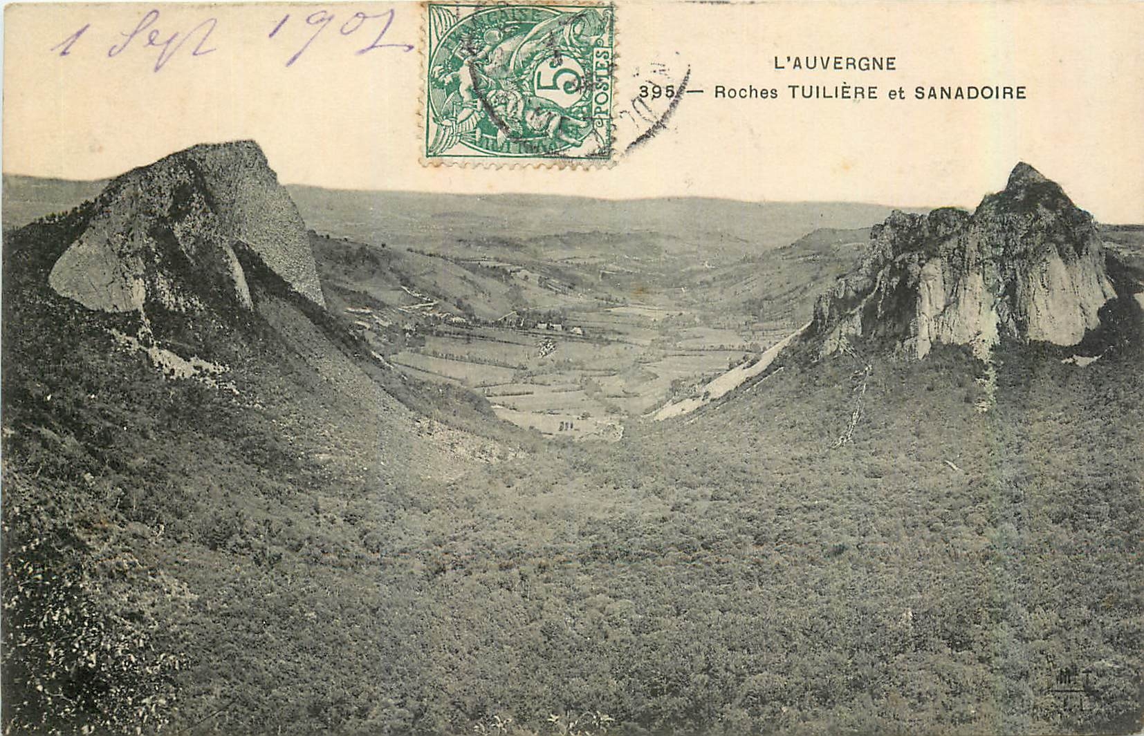 CPA L'Auvergne Roches Tuiliere et Sanadoire 