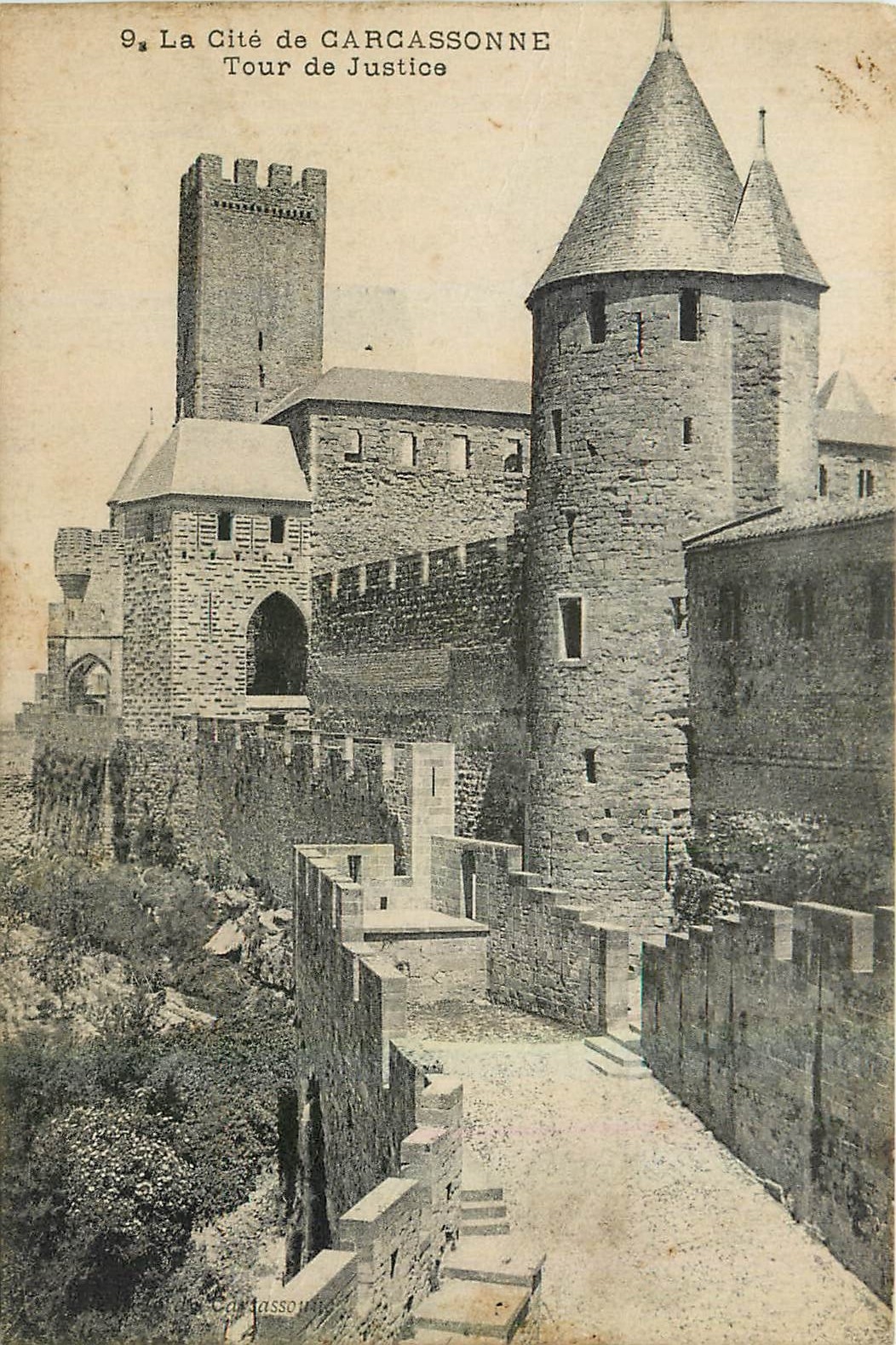CPA La Cite de Carcassonne Tour de Justice 