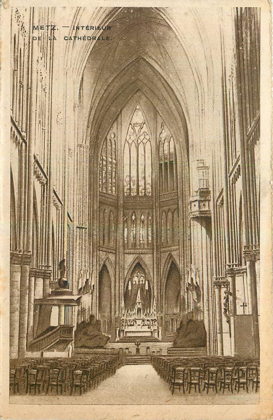 CPA Metz Interieur de la Cathedrale 