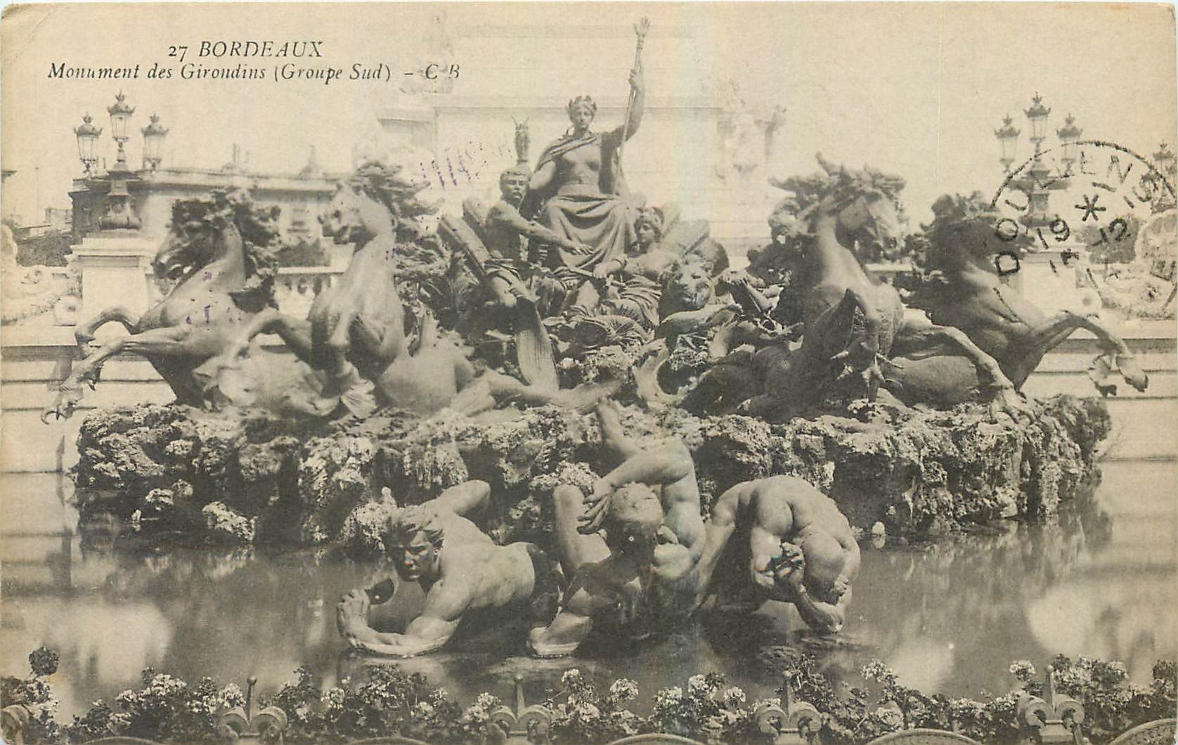 CPA Bordeaux Monument des Girondins Groupe Sud 
