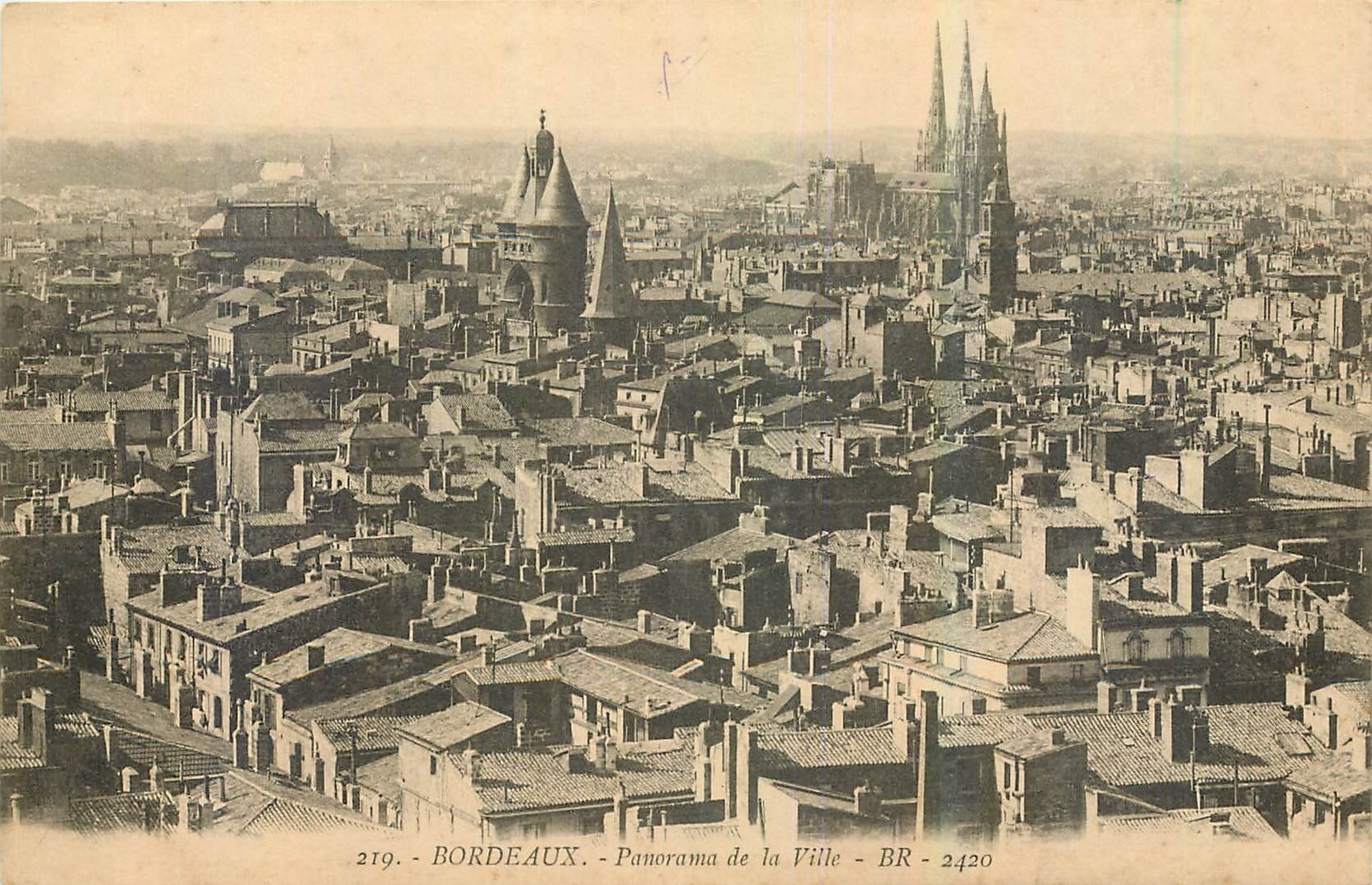CPA Bordeaux Panorama de la Ville 