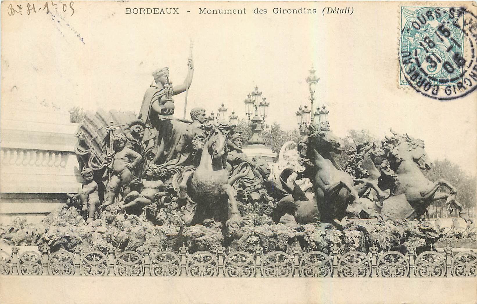 CPA Bordeaux Monument des Girondes 