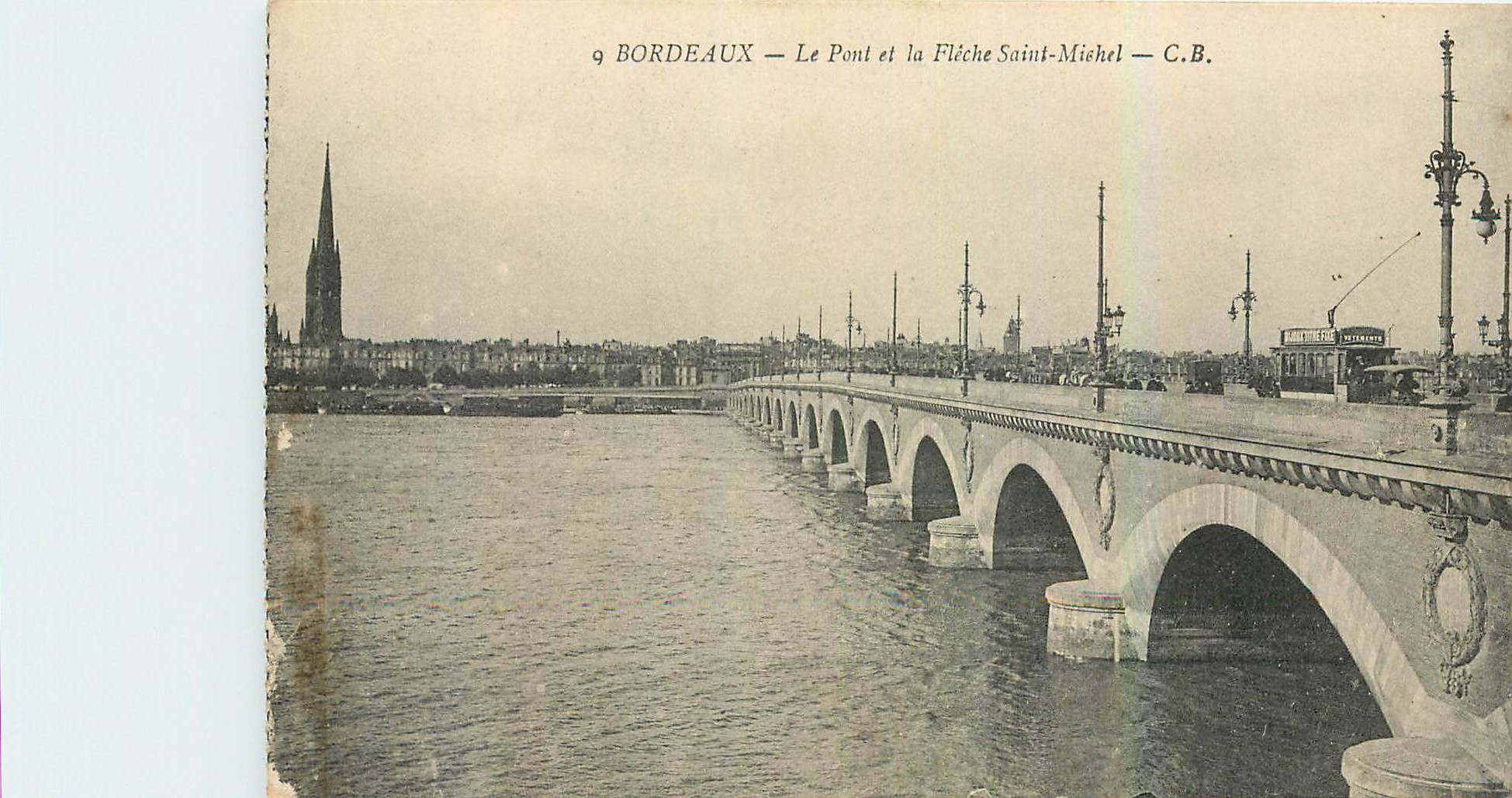 CPA Bordeaux Le Pont et la Fleche Saint Michel 