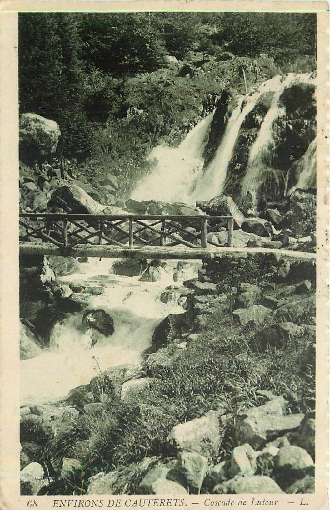 CPA Environs de Cauterets Cascade de Lutour 