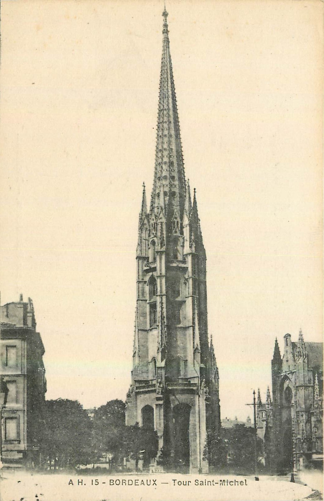 CPA Bordeaux Tour Saint Michel 