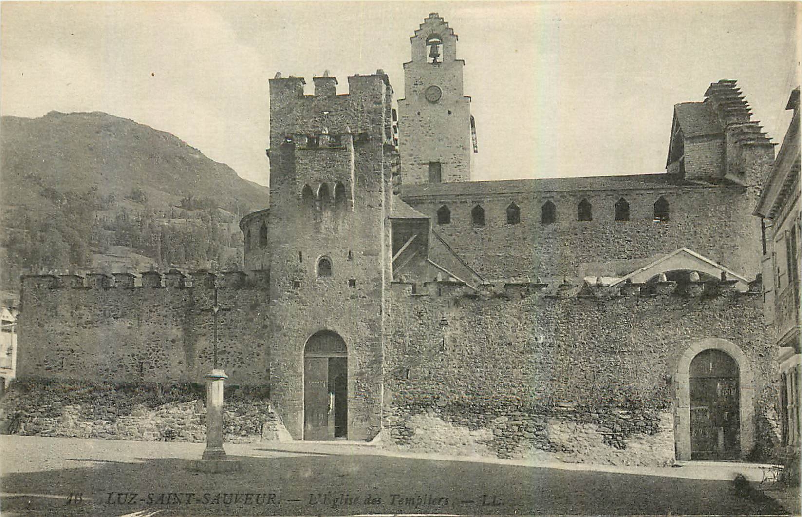 Luz-Saint-Sauleur — L'Église des Templiers — LL