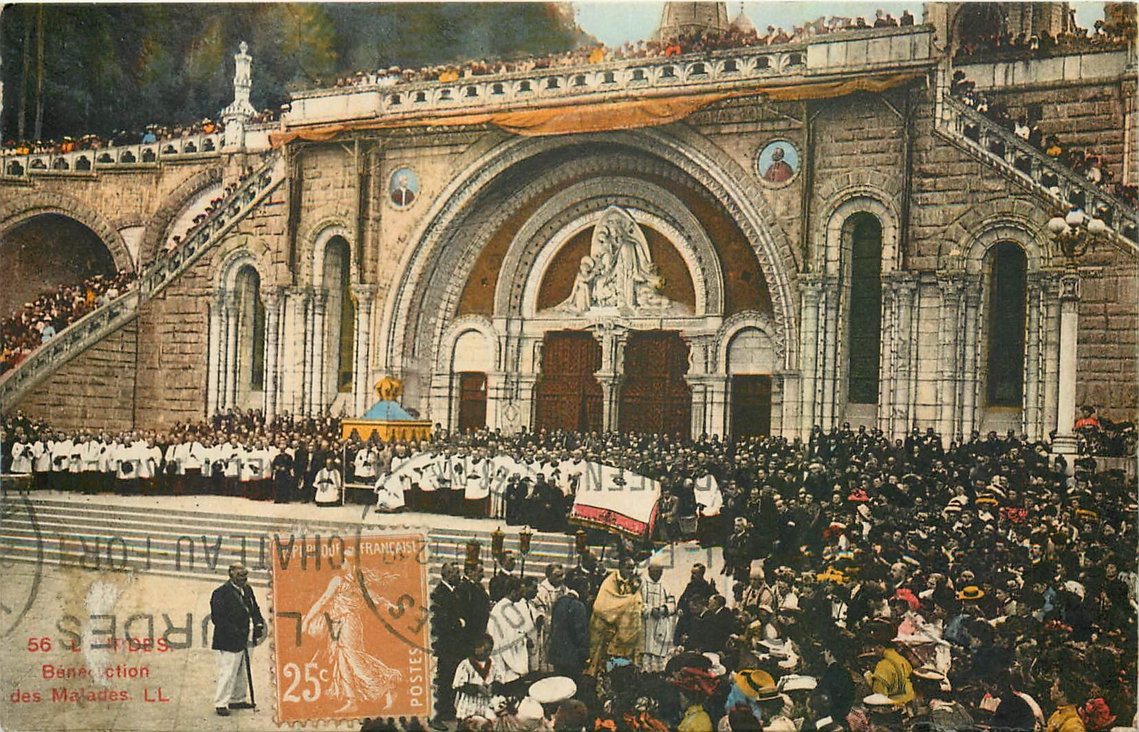 CPA Lourdes Benediction des Malades 