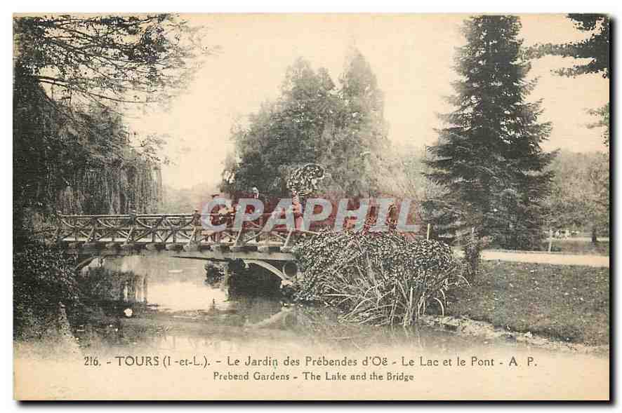 CPA Tours I et L Le Jardin des Prebendes d'Oe Le Lac et le Pont 