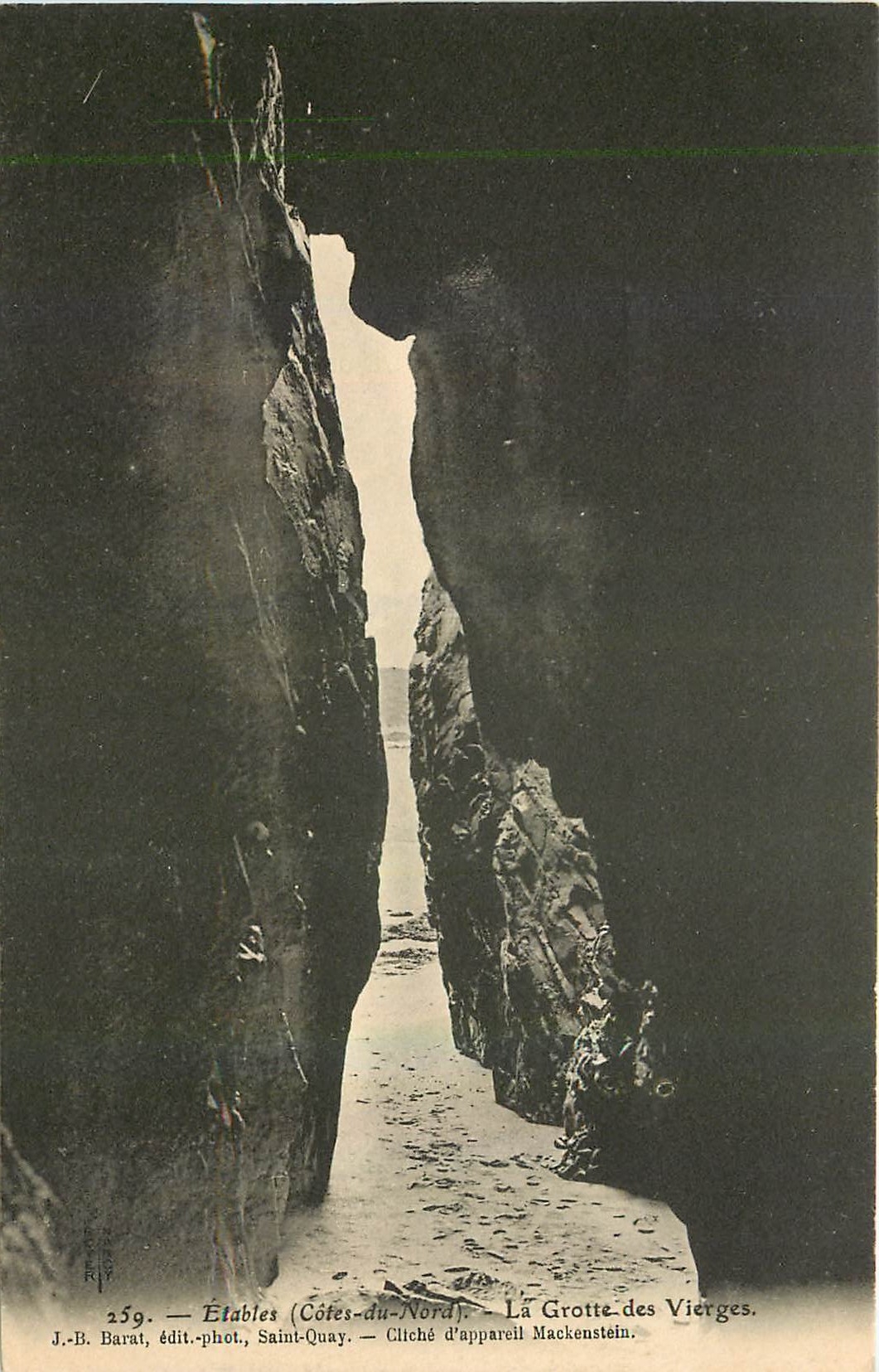Étabelles (Côtes-du-Nord) — La Grotte-des-Vierges — J.-B. Barat, phot. Saint-Quay