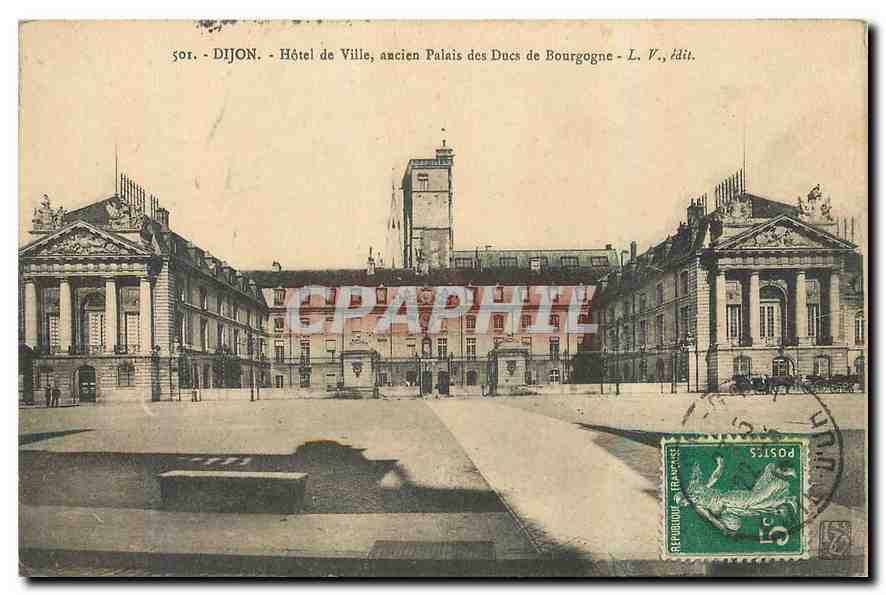 CPA Dijon Hotel de Ville ancien Palais des Ducs d Bourgogne 