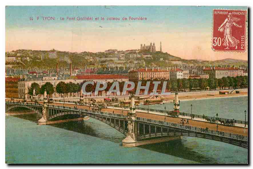 CPA Lyon Le Pont Gallieni et le coteau de Fourviere 