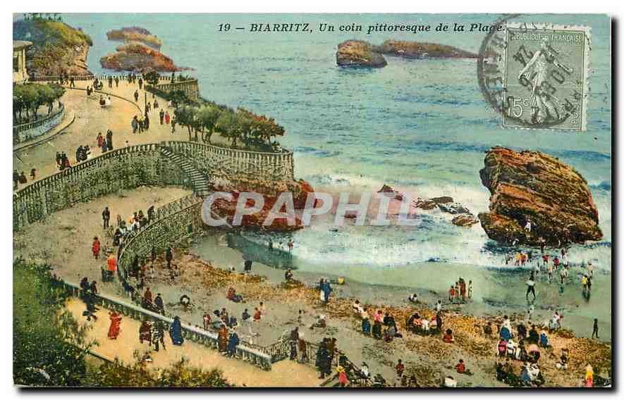 CPA Biarritz Un coin pittoresque de la Plage 