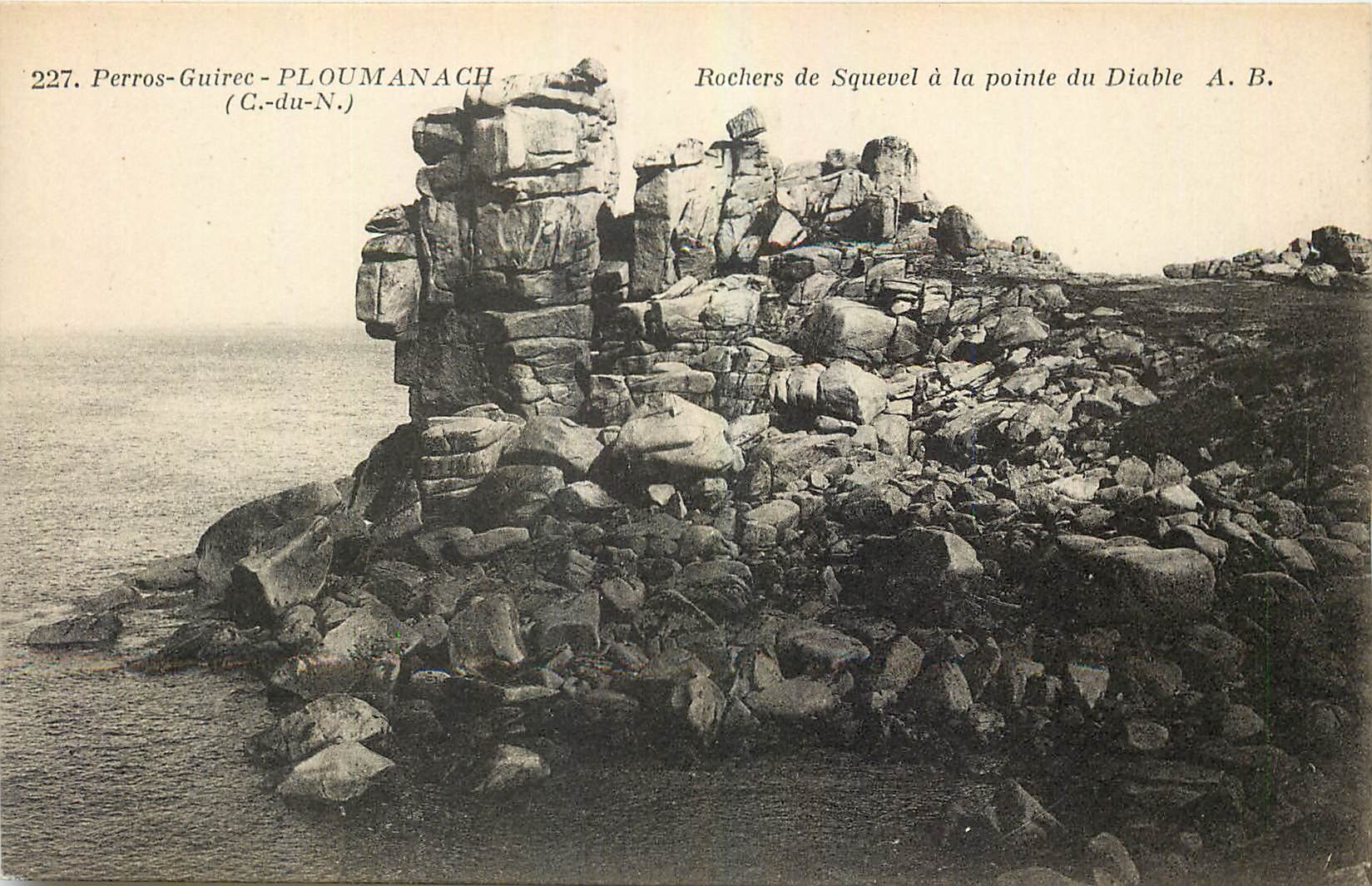 Rochers de Squevel à la pointe du Diable — Perros-Guirec (C.-du-N.) — A. B.