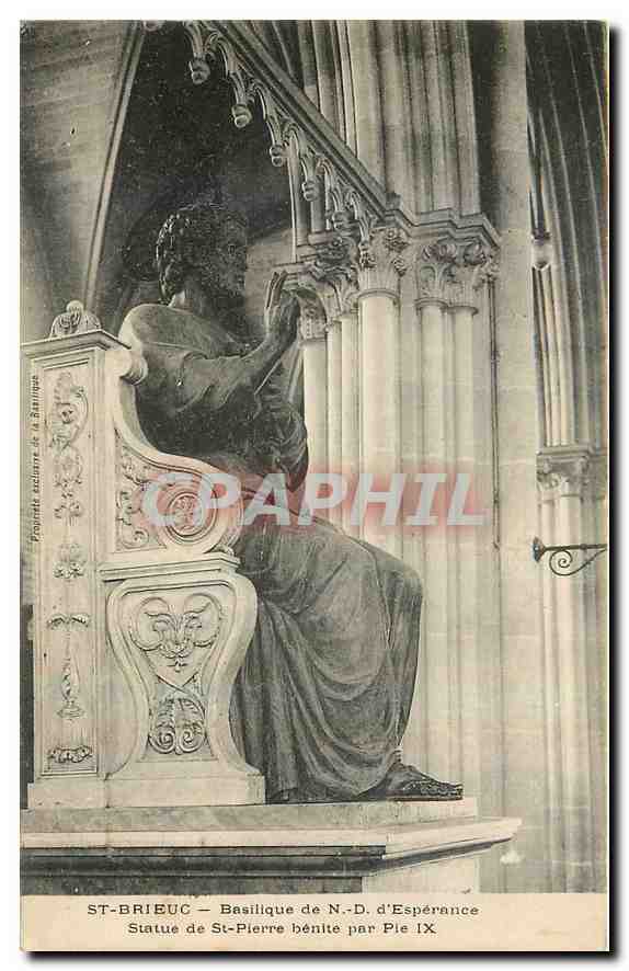 CPA St Brieuc Basilique de N D d'Esperance Statue de St Pierre benite par Pie IX 