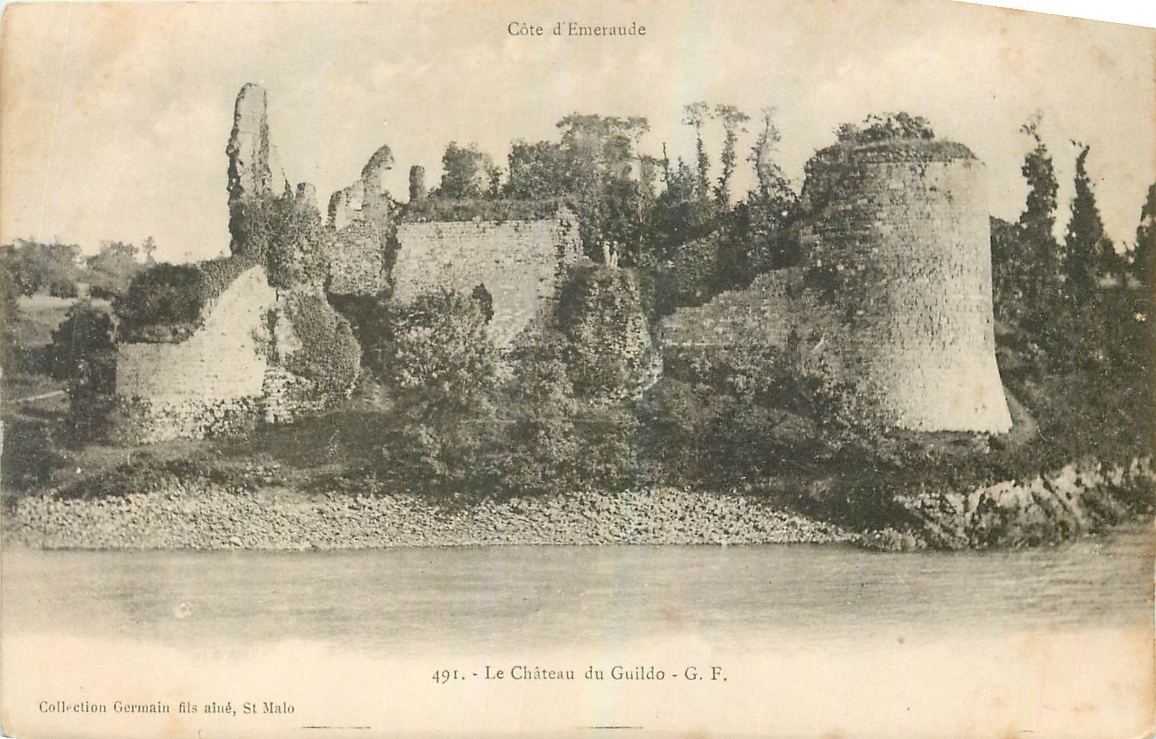 CPA Cote d'Emeraude Le Chateau du Guildo 