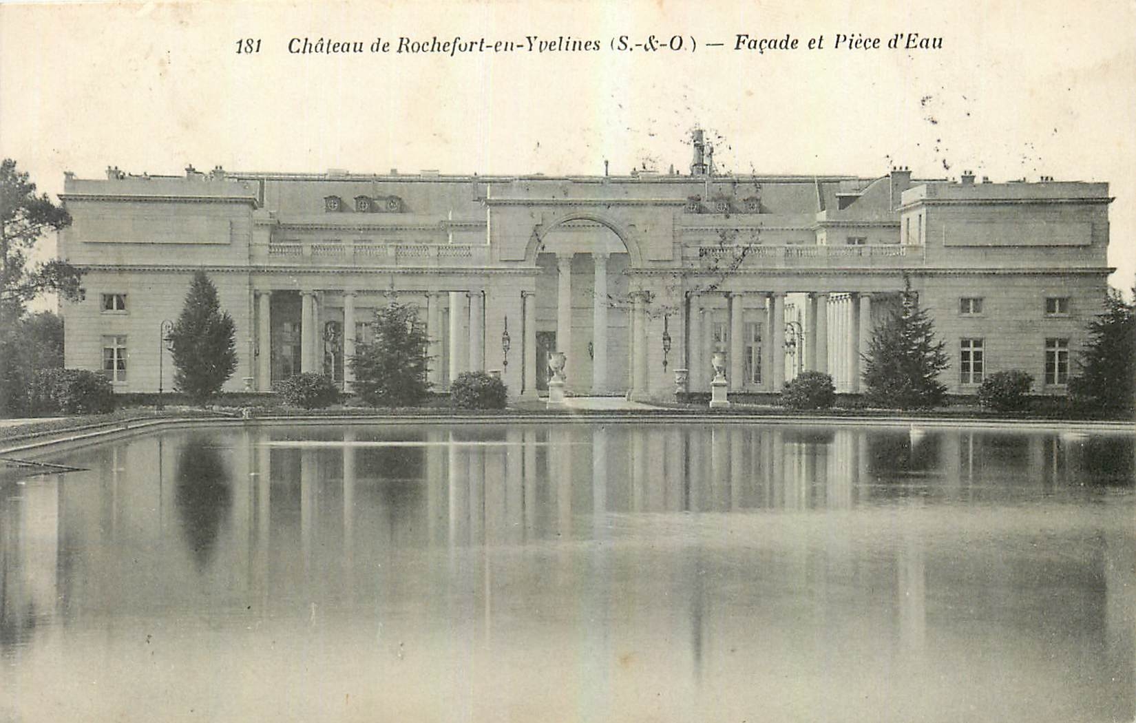 CPA Chateau de Rochefort en Yvelines S & O Facade et Piece d'Eau 