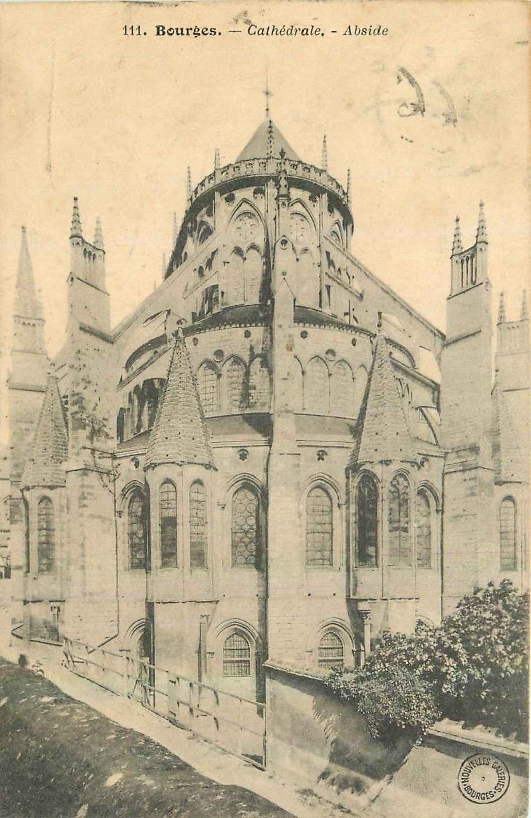 CPA Bourges cathedrale Abside 