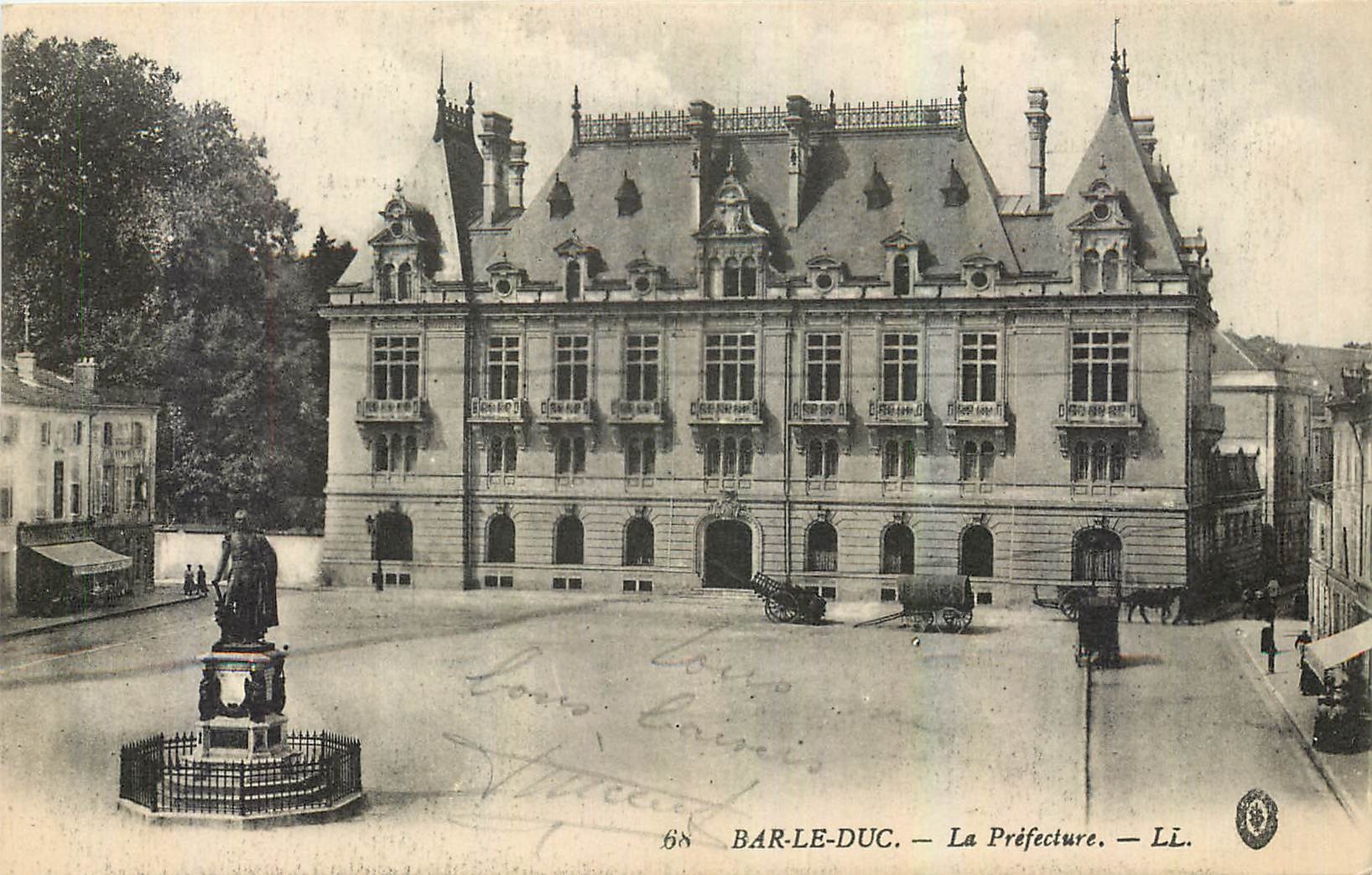 CPA Bar le Duc La Prefecture 