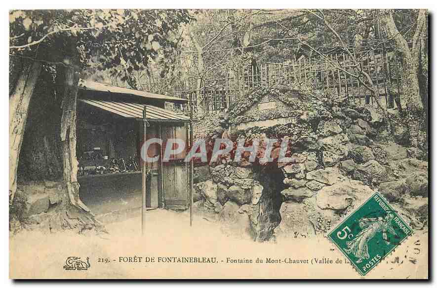 Forêt de Fontainebleau — Fontaine du Mont-Chauvet (Vallée de la)