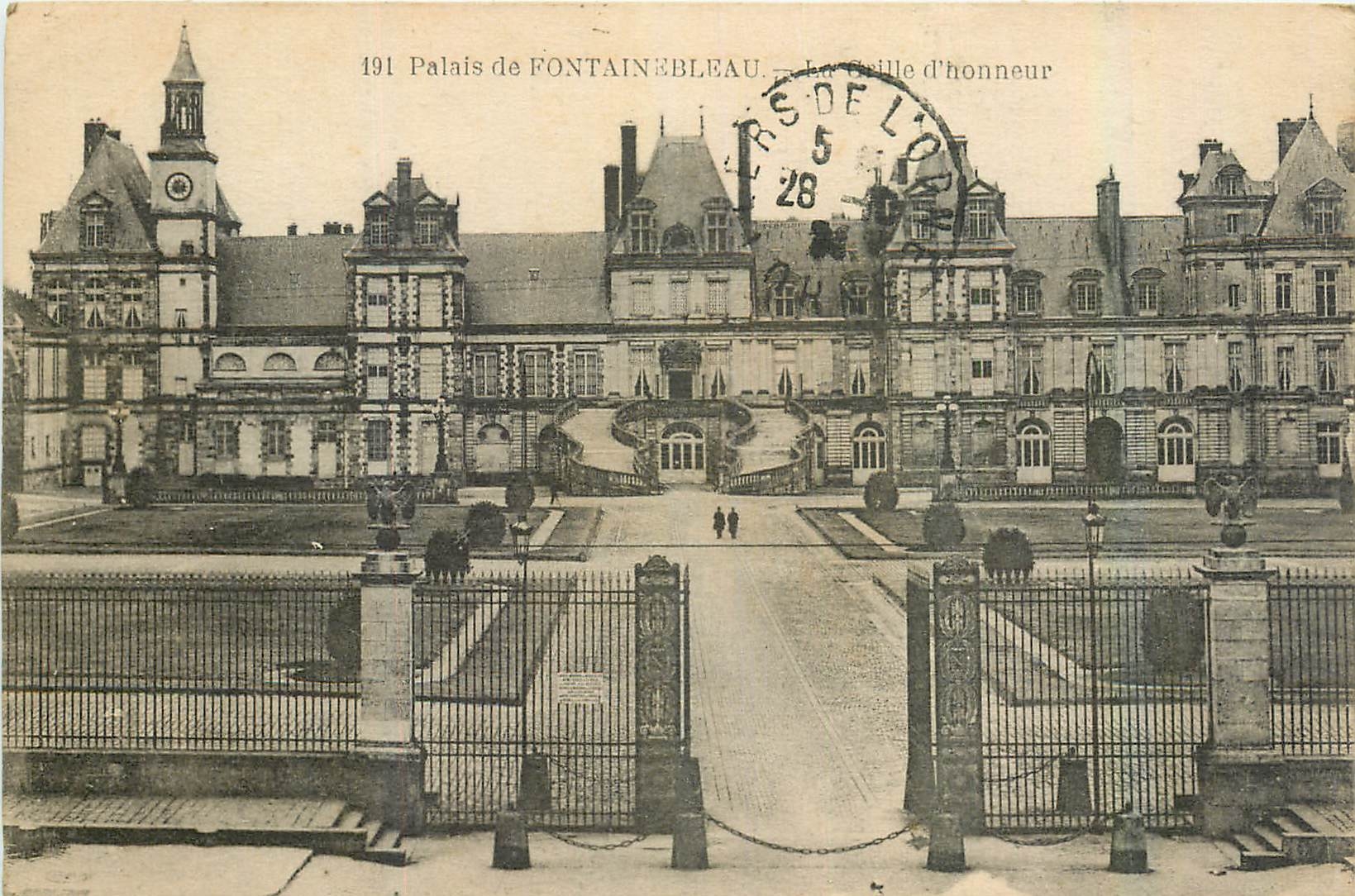 Palais de FONTAINEBLEAU — La Grille d'honneur — Éditeur : 191 — Série 191