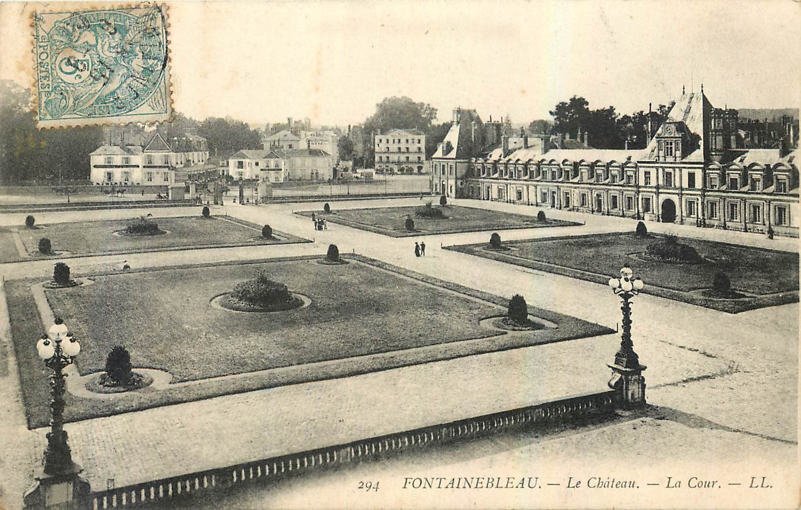 Fontainebleau — El Castillo — La Corte — LL. — n° 294