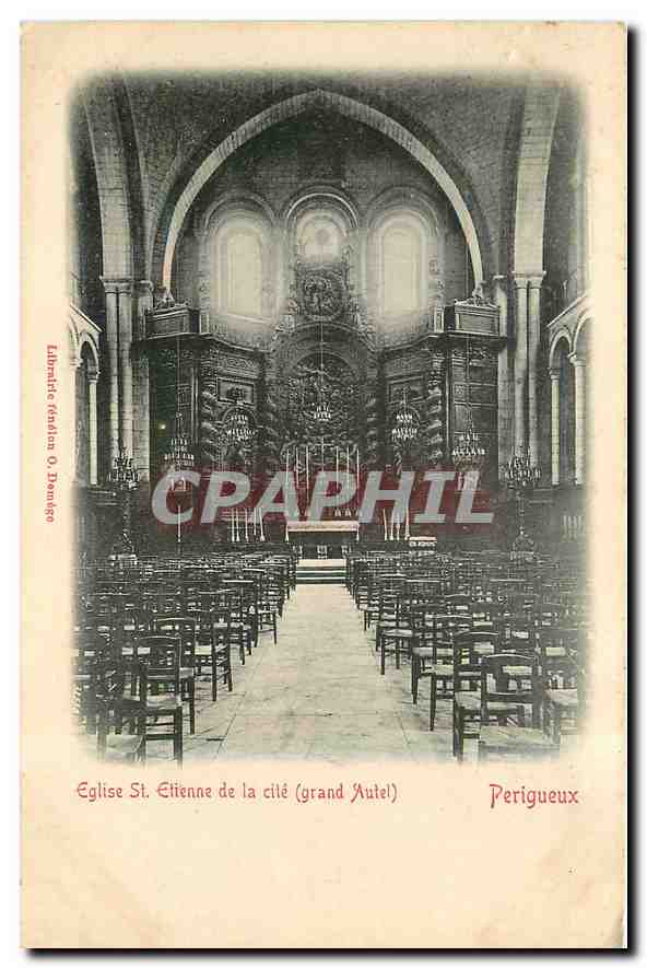 CPA Perigueux Eglise St Etienne de la cite grand Autel 