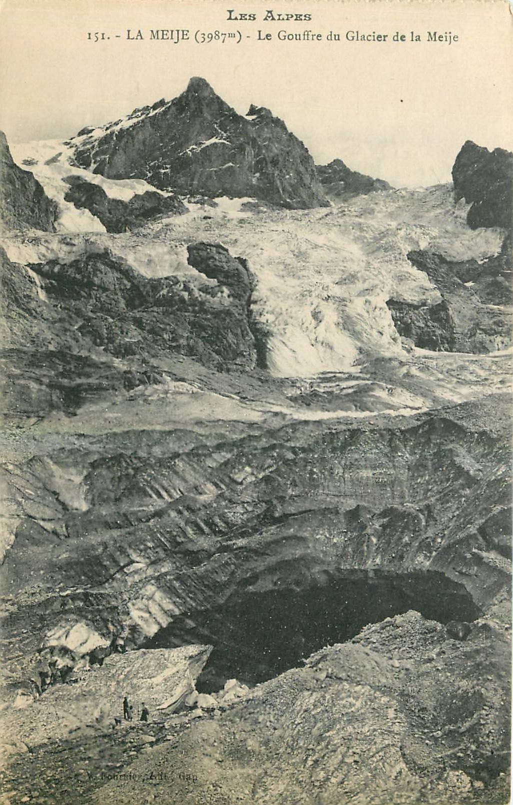 CPA Les Alpes La meije Le Gouffre du Glancier de la Meije 