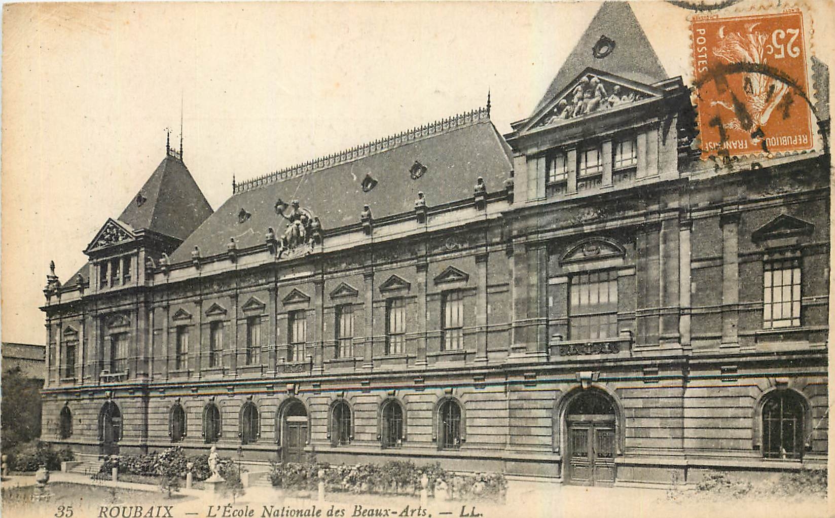 CPA Roubaix l'Ecole Nationale des Beaux Arts 