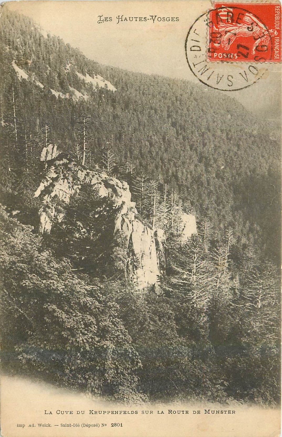 CPA Les Hautes Vosges La Cuve du Kruppensfelds sur la Route de Munster 