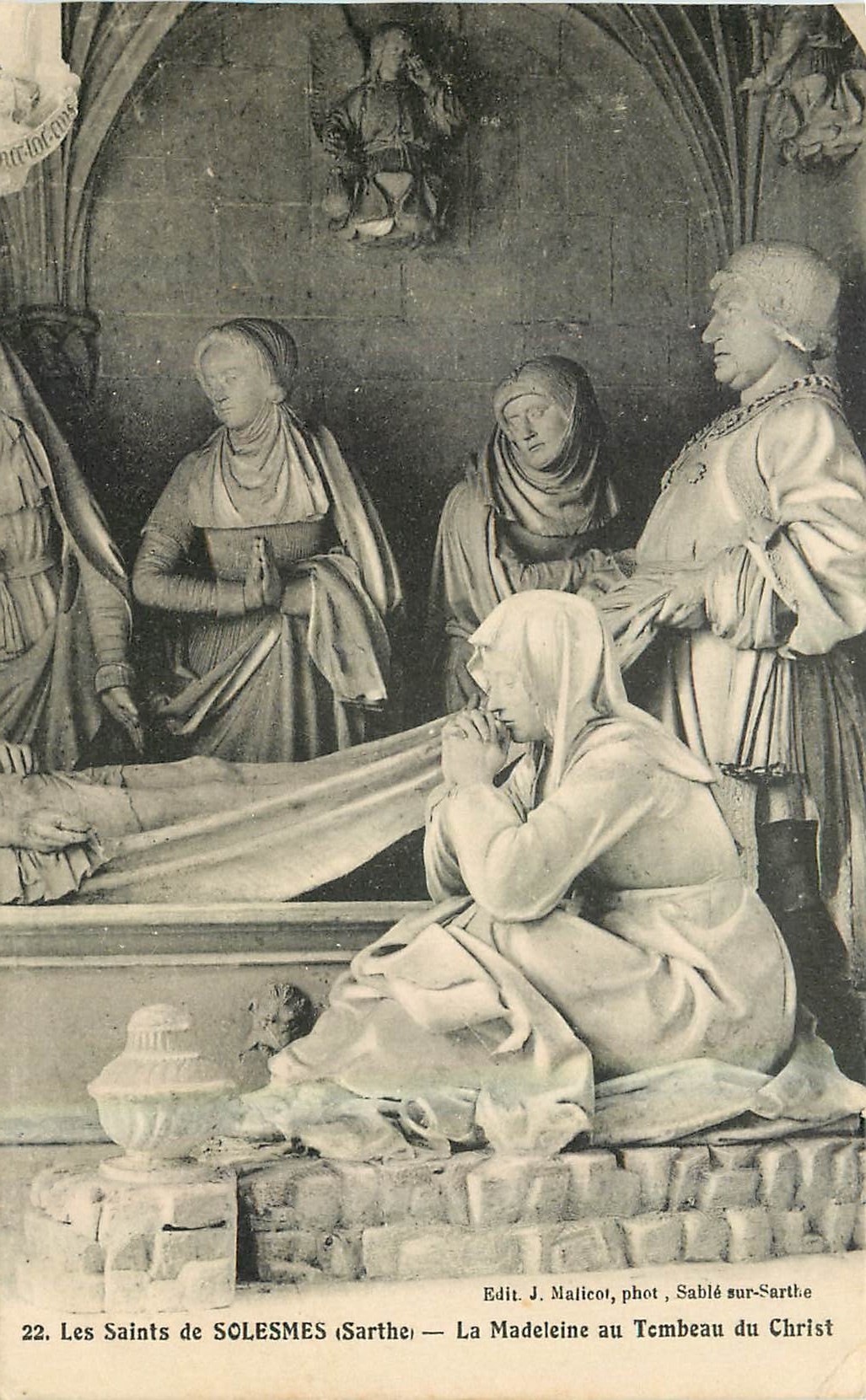 CPA Les Saints de Solesmes Sarthe La Madeleine au Tombeau du Christ 