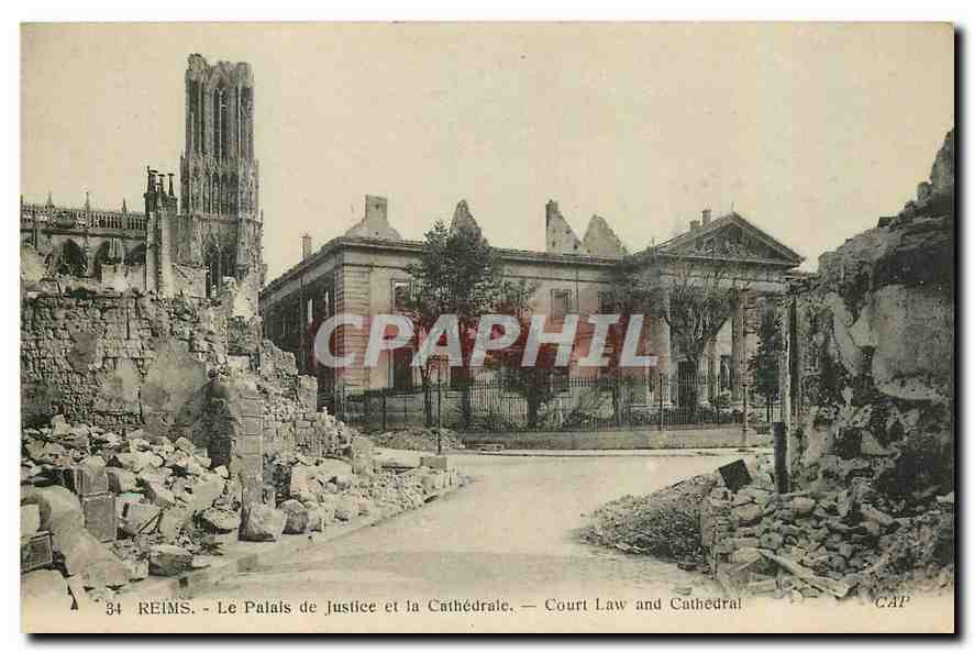 CPA Reims Le Palais de Justice et la Cathedrale 